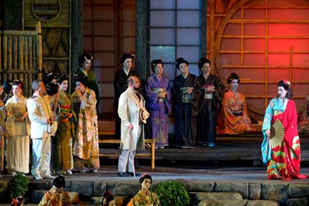 20230905b_Vr_09_MadamaButterfly_GevorgHakobyanAsmikGrigorian_EnneviFoto