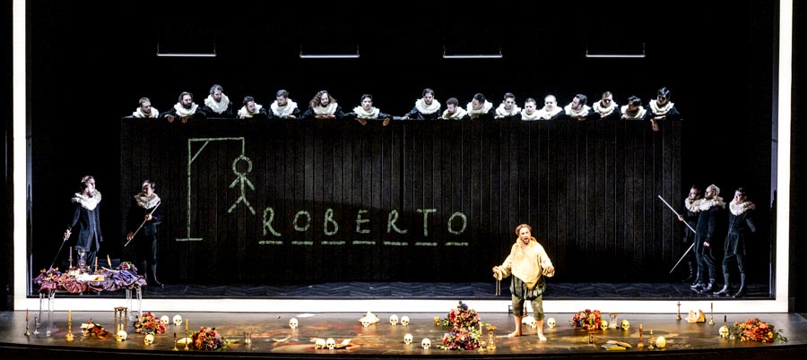 20241124_Bg_07_RobertoDevereux_scenaRoberto_phGianfrancoRota 20241124_Bg_07_RobertoDevereux_scenaRoberto_phGianfrancoRota