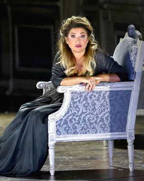 20251014_Ge_03_DonGiovanni_IrinaDubrovskaya_phMarcelloOrselli 20251014_Ge_03_DonGiovanni_IrinaDubrovskaya_phMarcelloOrselli