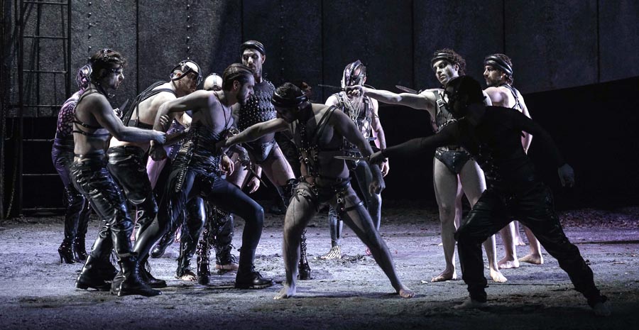 20251109_Ss_05_Salome_danza