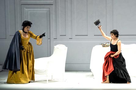 20251202_Ts_02_Barbiere-Nozze_LeNozzeDiFigaro_phFabioParenzan