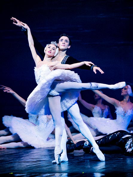 20251231_Fe_01_IlLagodeiCigni_PassoADue