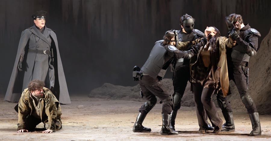 20260106_Lu_04_Nabucco_scena_phLorenzoGorini 20260106_Lu_04_Nabucco_scena_phLorenzoGorini