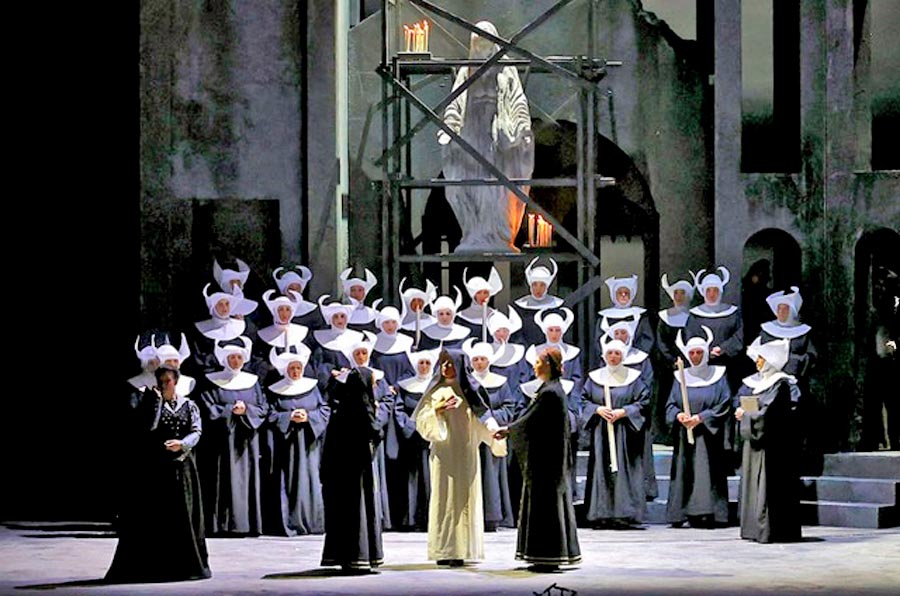 20260125_Ge_06_IlTrovatore_scena_phMarcelloOrselli 20260125_Ge_06_IlTrovatore_scena_phMarcelloOrselli