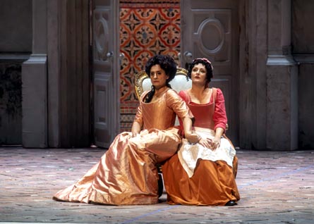 20261020_Ge_04_LeNozzeDiFigaro_CarmelaRemigioDanielaCappiello_phSilviaAresca