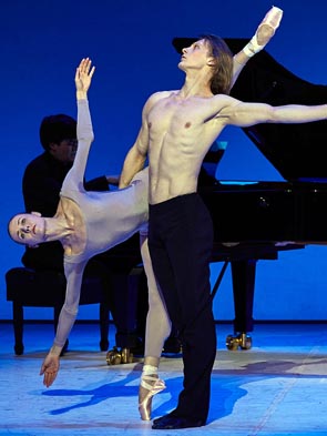 190708_Ra_94_HamburgBallettAtMidnight_phZaniCasadio 190708_Ra_94_HamburgBallettAtMidnight_phZaniCasadio