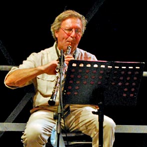 200820_Fe_02_UnMondoAPiuVoci_MarioArcari 200820_Fe_02_UnMondoAPiuVoci_MarioArcari