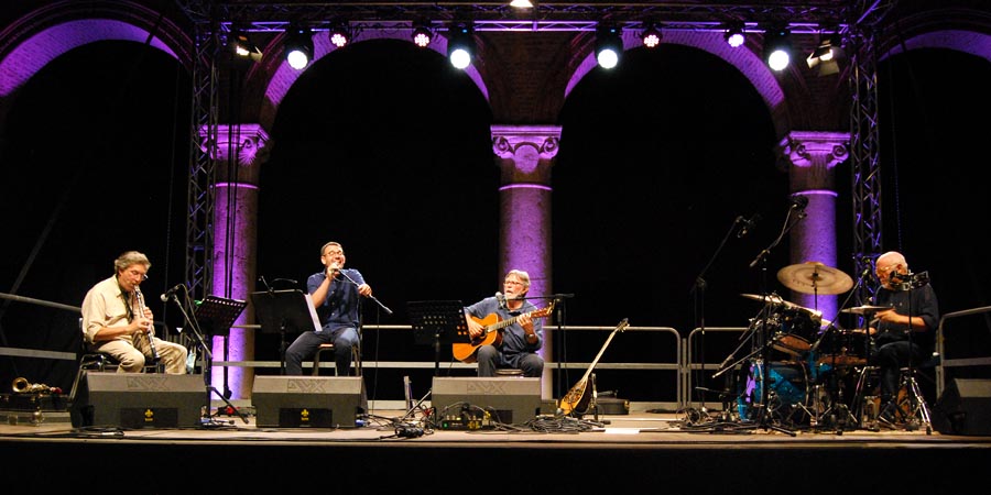 200820_Fe_05_UnMondoAPiuVoci_facebook 200820_Fe_05_UnMondoAPiuVoci_facebook