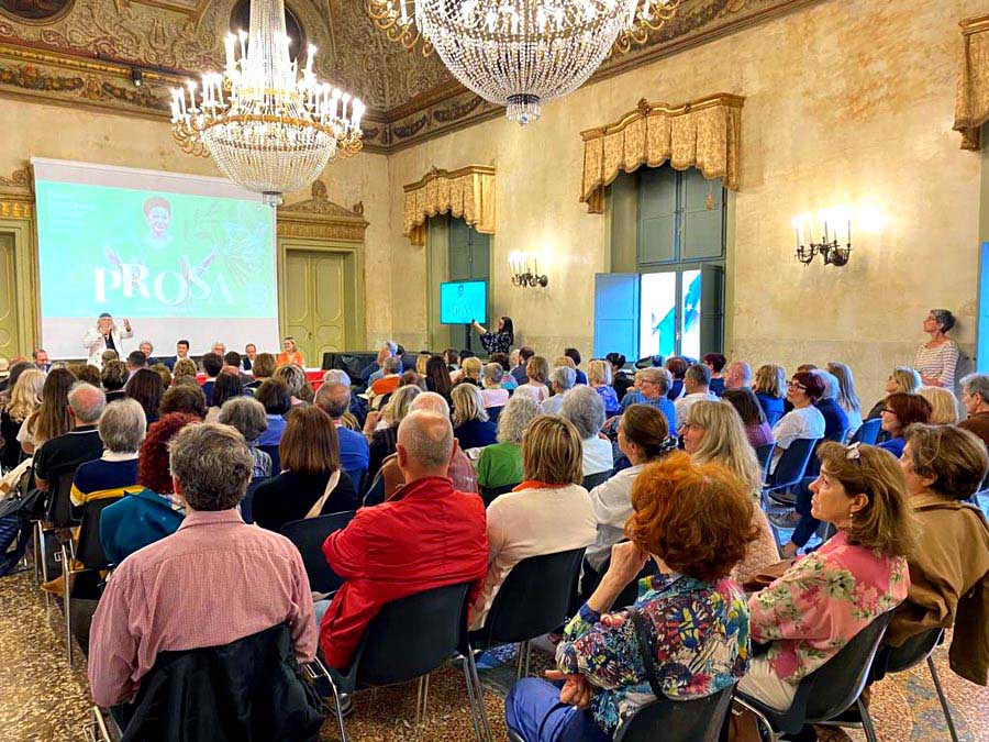 20230605_Fe_06_Prosa2023-2024_Presentazione_pubblico 20230605_Fe_06_Prosa2023-2024_Presentazione_pubblico