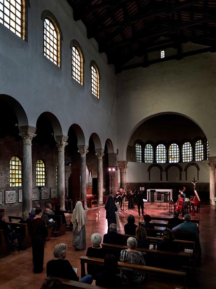 20240515_Ra_06_RavennaFestival_IlTrionfoDellaDivinaGiustizia_scena1_phZani-Casadio