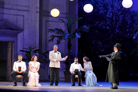 20260414_03_Chicago_CosiFanTutte_panoramica_phCoryWeaver
