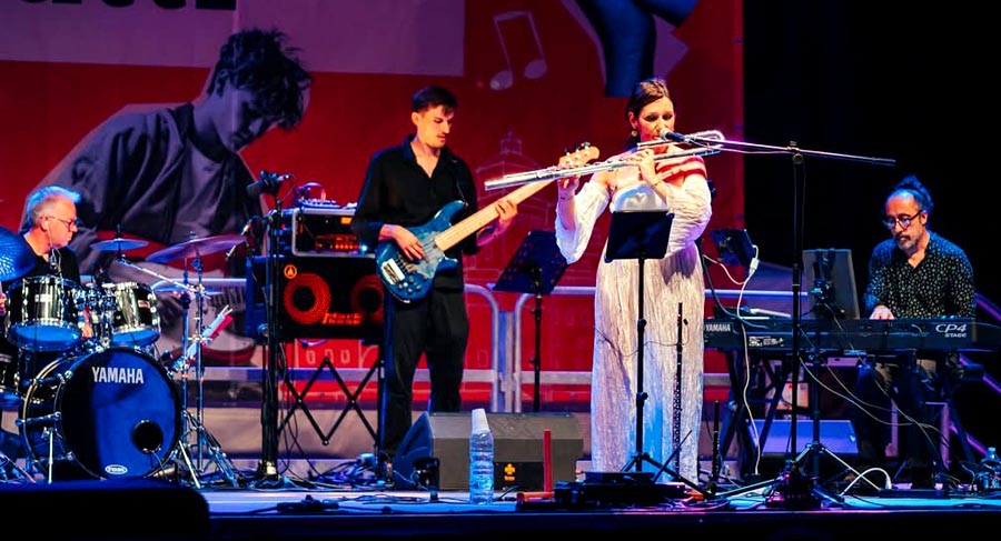 20260808_Fe_04_AmbraBianchi&SilkRoad_ensemble